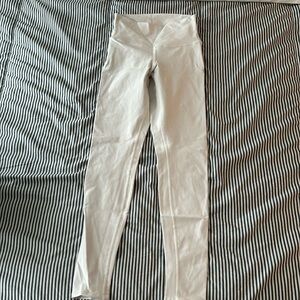 Alo airbrush legging off white / bone color size S